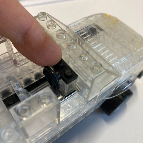 Mega Bloks Canadian Tire Ice Truck World Builders Canada Limited Edition Set - Picture 8 of 16